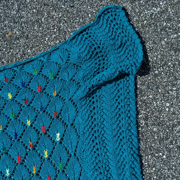 Handmade Knit Yarn Throw Blanket Afghan - Picture 3 of 8